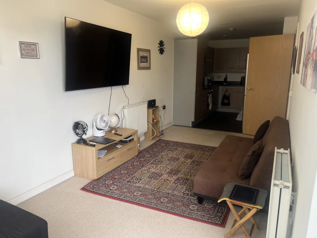 Flat 59 Coppermill Heights, N17 2 Living room 3rd picture 1024x768 jpeg