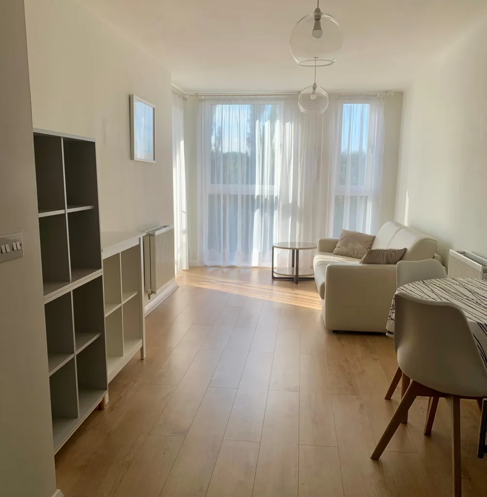 Flat 10 Coppermill Heights, N17 2 living room 1003x1024 jpg