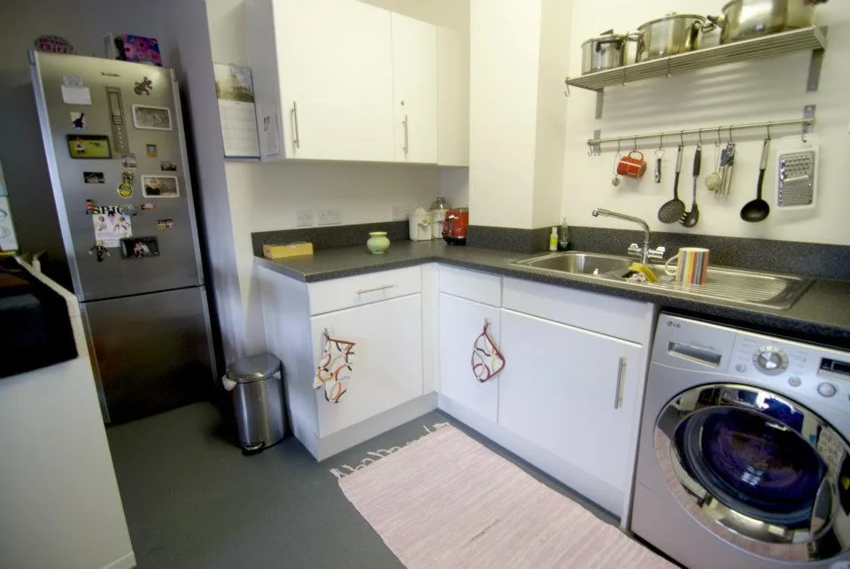 Flat 36 Len Bishop Court, E1W 3 Kitchen area jpg