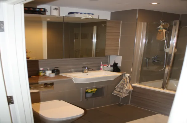 8 Harlequin House, EN3 6 bathroom 3 png