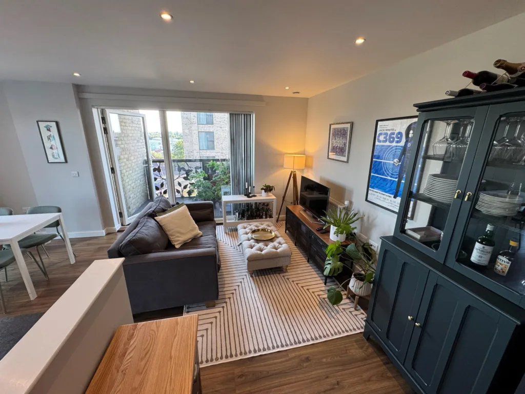 11 Linnet House, E10 1 IMG 6134 1024x768 jpg